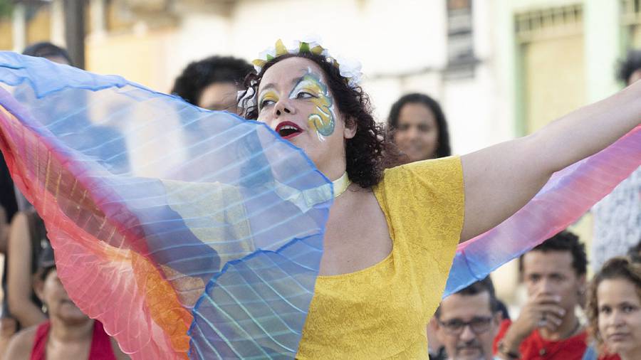 BRASIL, DE VERSO E PROSA